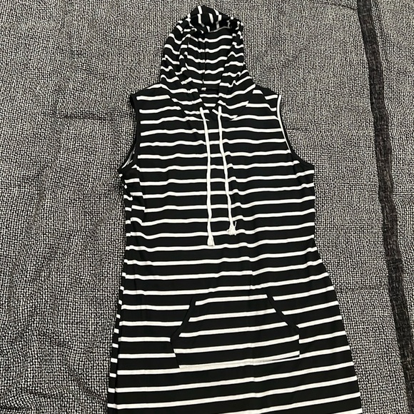 Mini BodyCon Hooded Dress - Picture 1 of 4